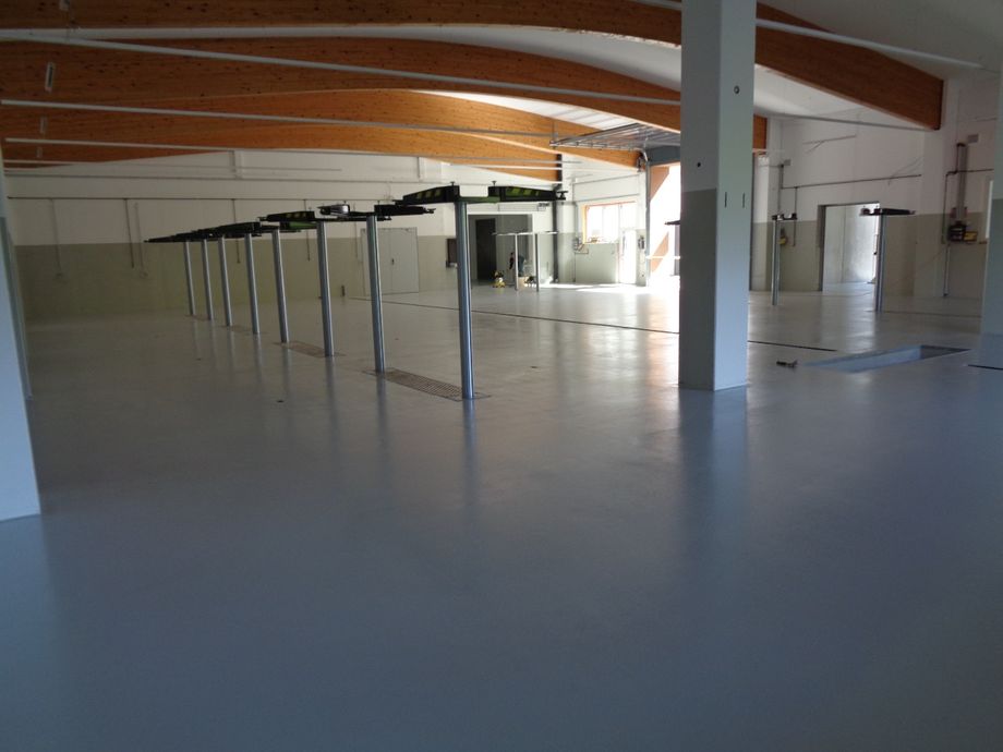 Bodenbeschichtung 1300 m²                                                 